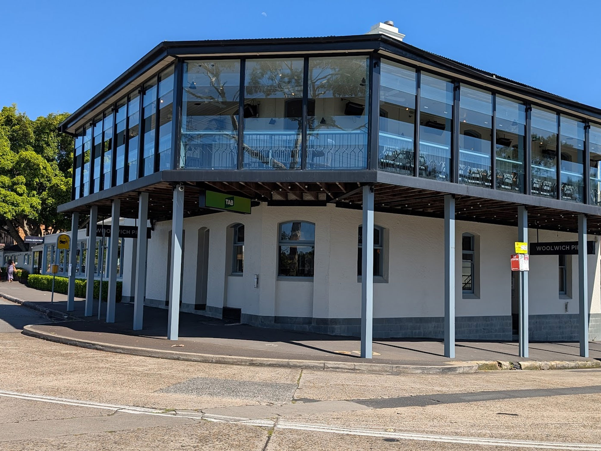 A modern dining evolution at the historic Woolwich Pier Hotel