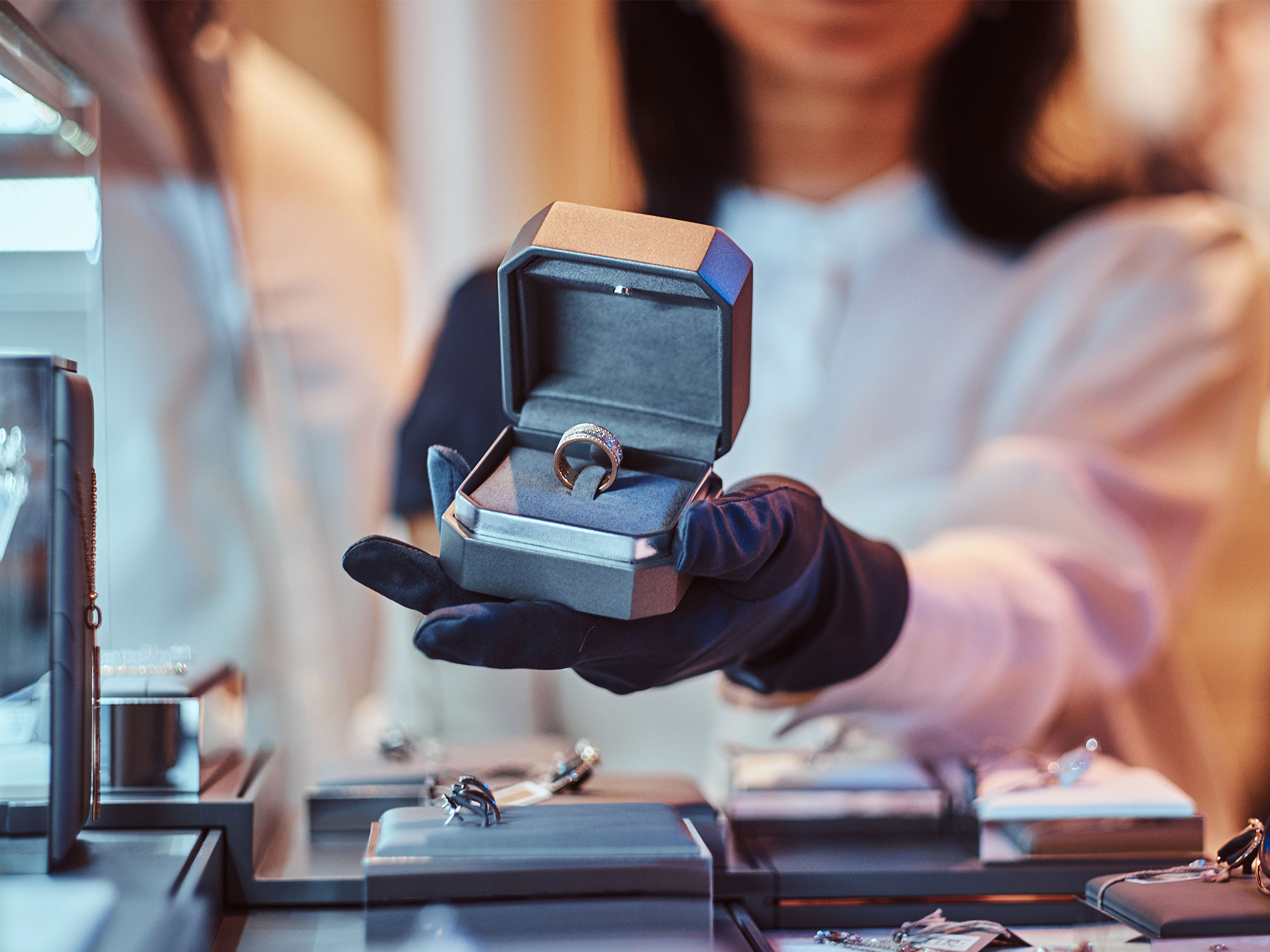 Crafting Bespoke Jewellery: A Family Legacy