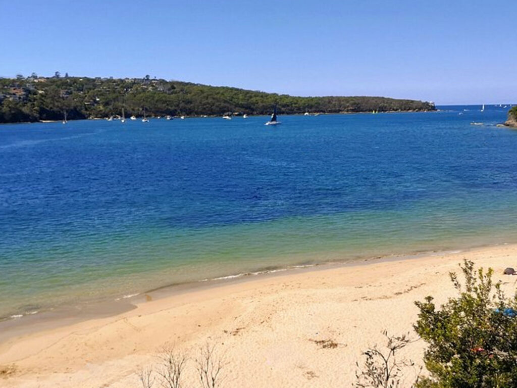 Serene retreats at Mosman coastal shores - Chinamans Beach